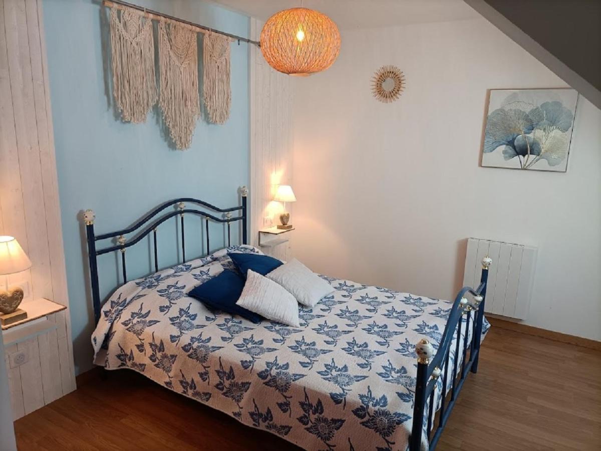 Le Moulin De Benneville Chambres D'Hotes, Petit Dejeuner Compris Cahagnes Екстериор снимка