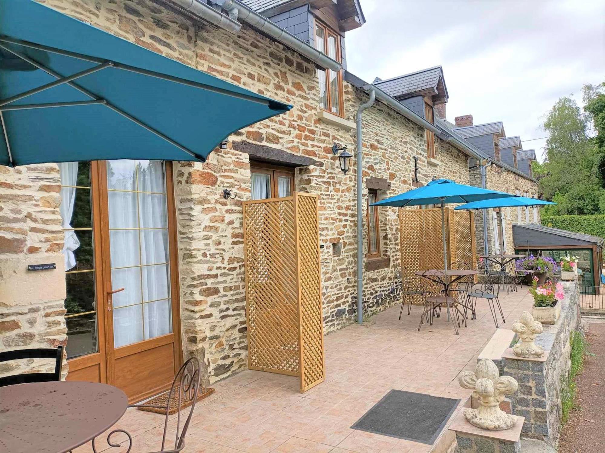 Le Moulin De Benneville Chambres D'Hotes, Petit Dejeuner Compris Cahagnes Екстериор снимка
